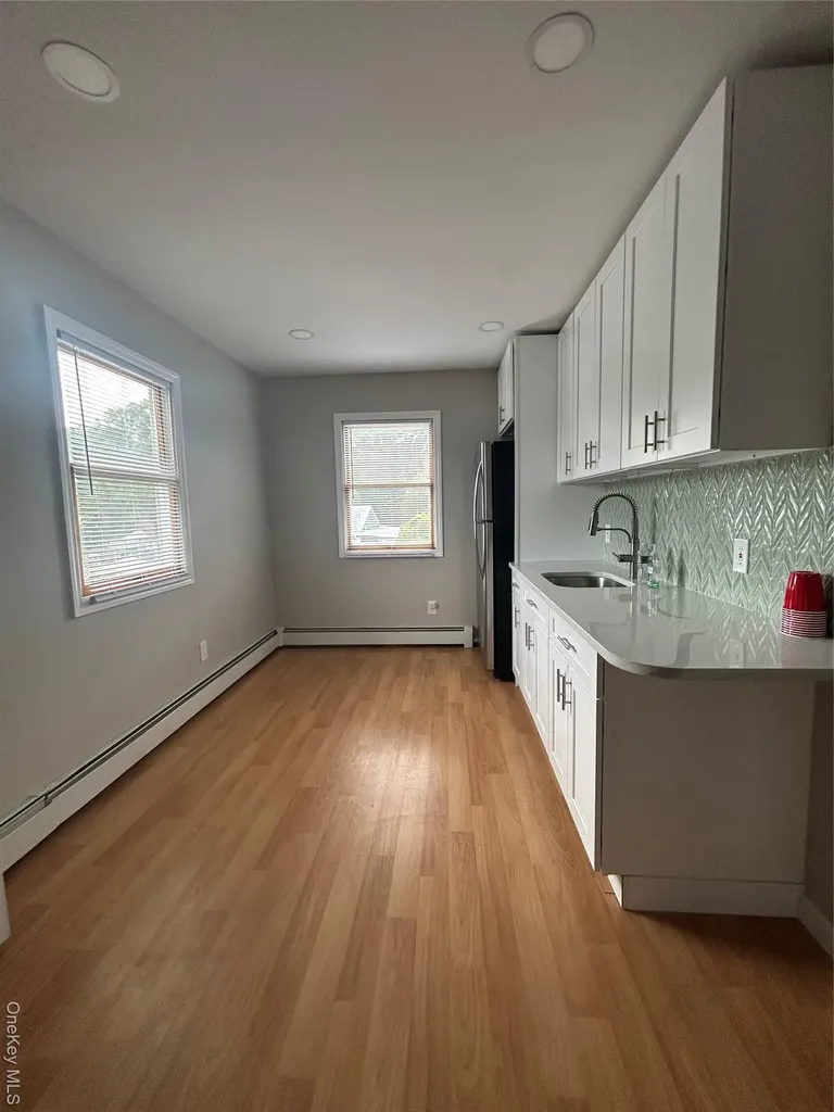 30 Dean Street North Babylon NY 11703