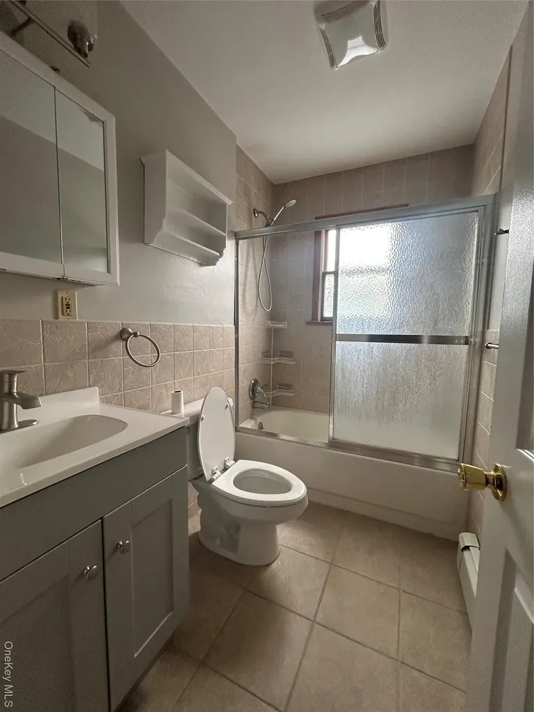 30 Dean Street North Babylon NY 11703