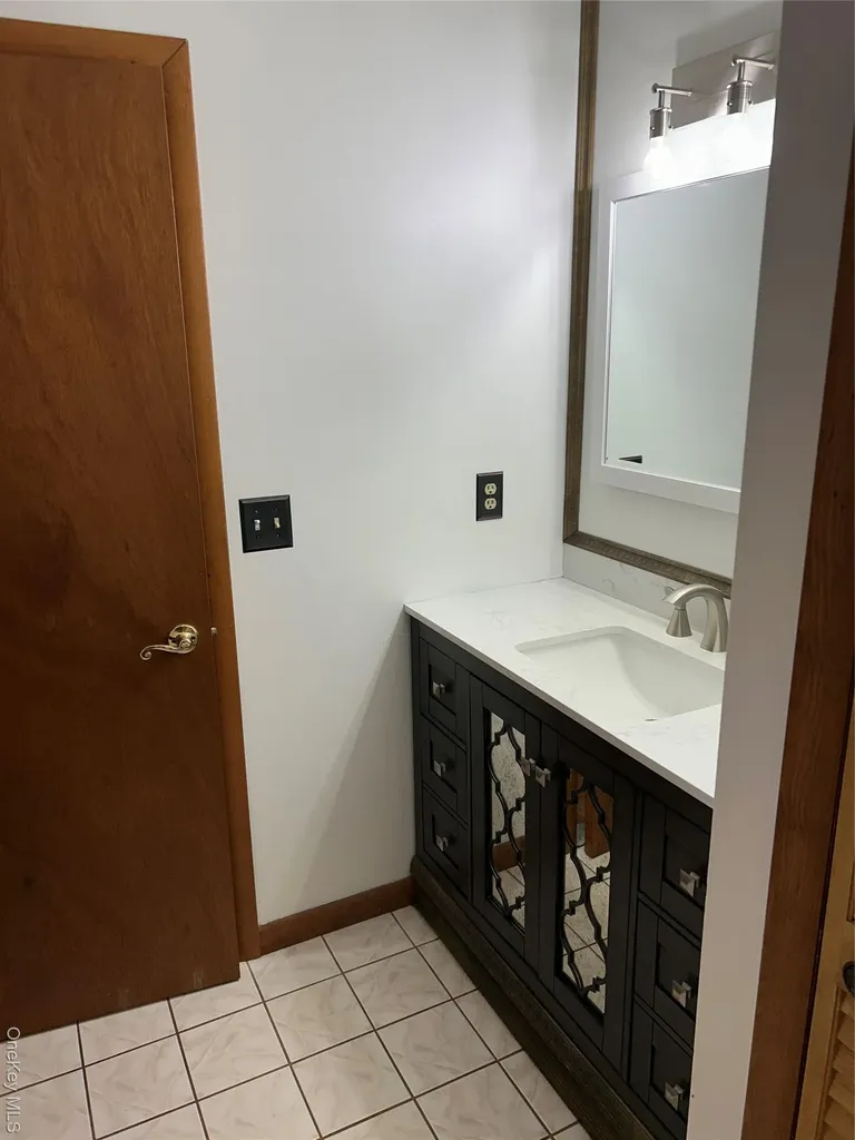 45 Matuk Drive Hyde Park NY 12538