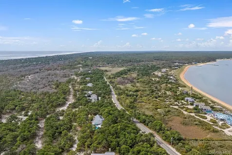 278 Cranberry Hole Road Amagansett NY 11930
