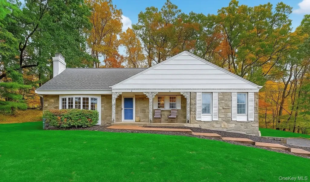 18 Birch Hill Drive Poughkeepsie NY 12603