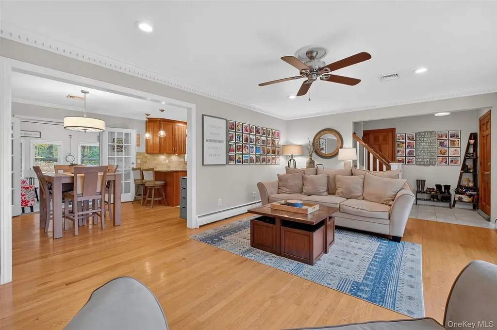 18 Birch Hill Drive Poughkeepsie NY 12603