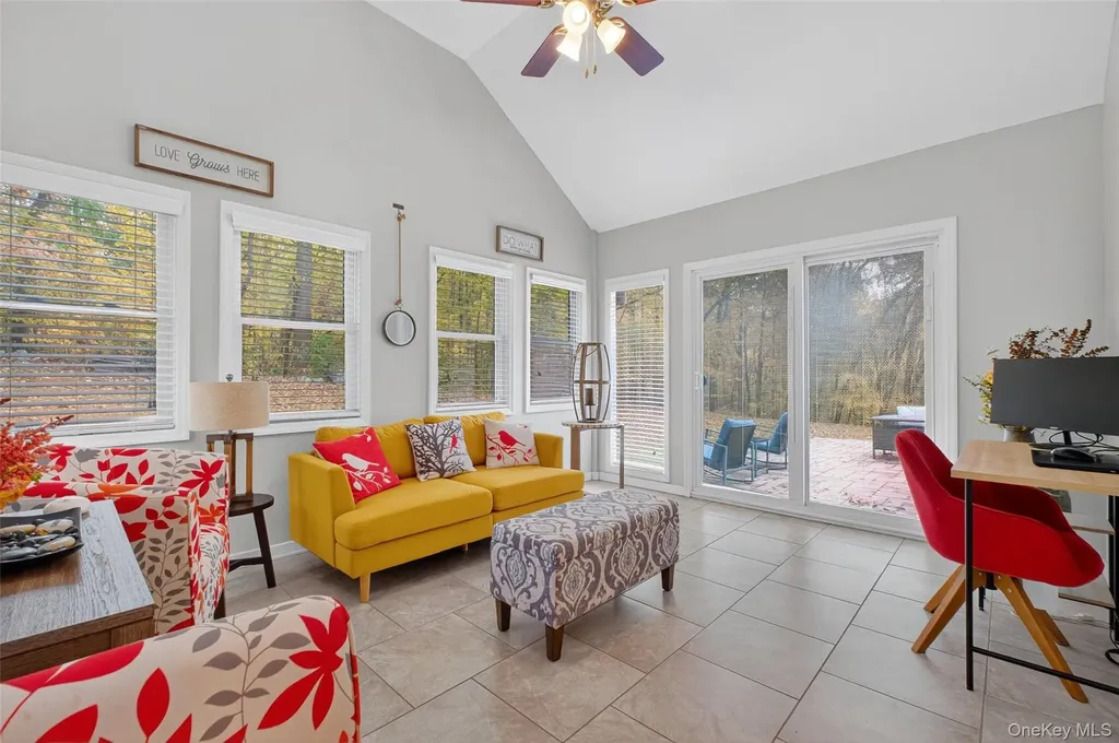 18 Birch Hill Drive Poughkeepsie NY 12603