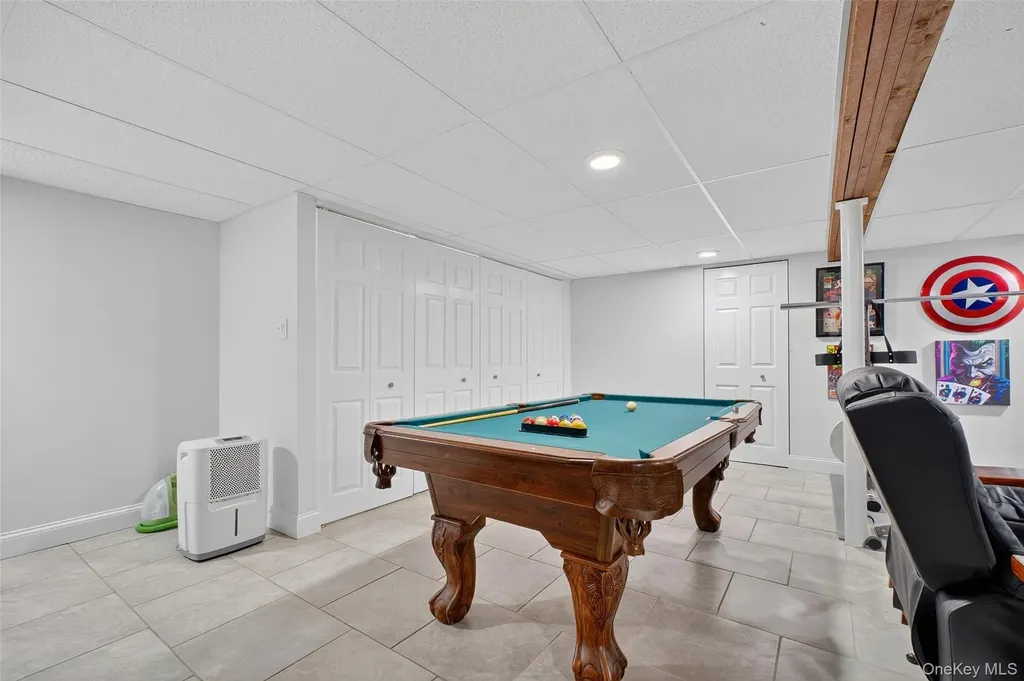 18 Birch Hill Drive Poughkeepsie NY 12603