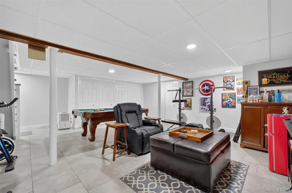 18 Birch Hill Drive Poughkeepsie NY 12603