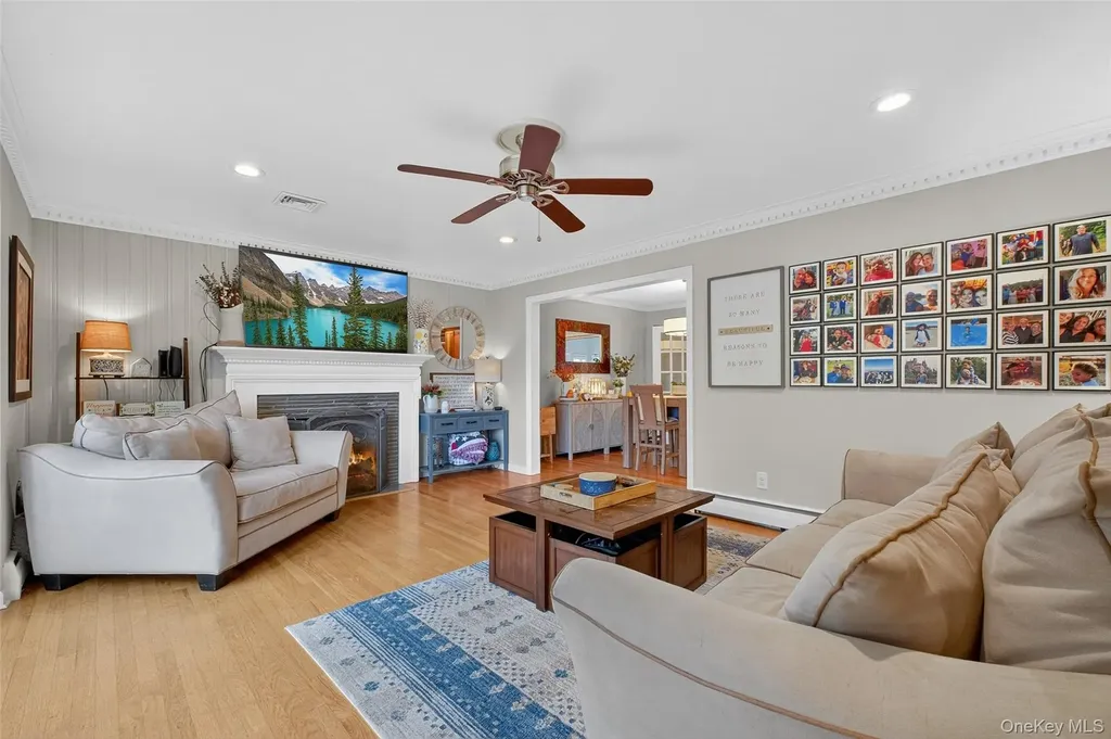 18 Birch Hill Drive Poughkeepsie NY 12603