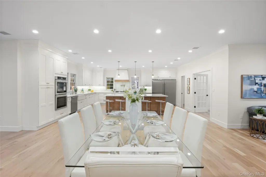 3637 John Street Wantagh NY 11793