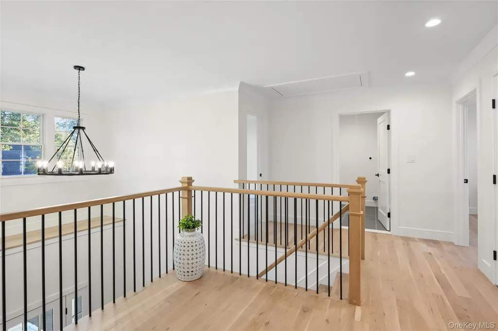 3637 John Street Wantagh NY 11793