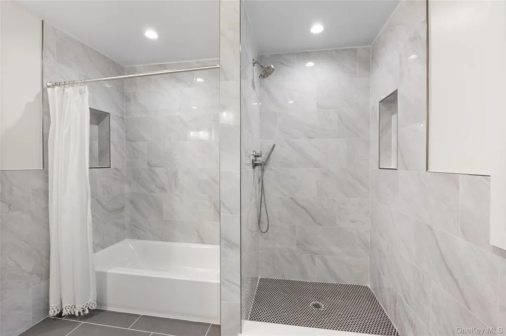 3637 John Street Wantagh NY 11793