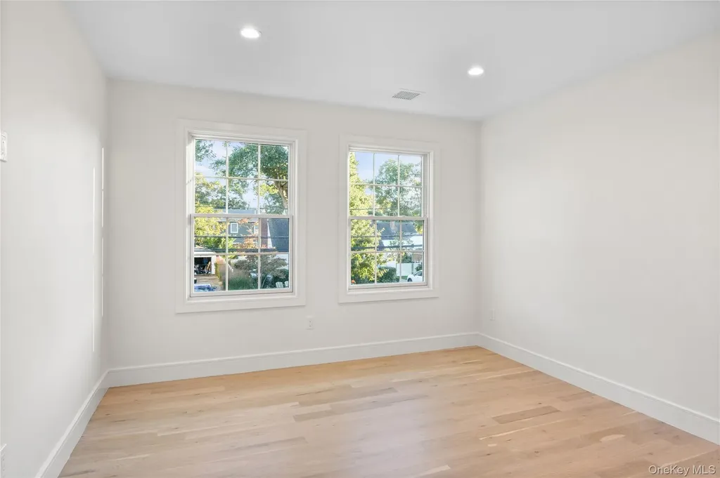 3637 John Street Wantagh NY 11793