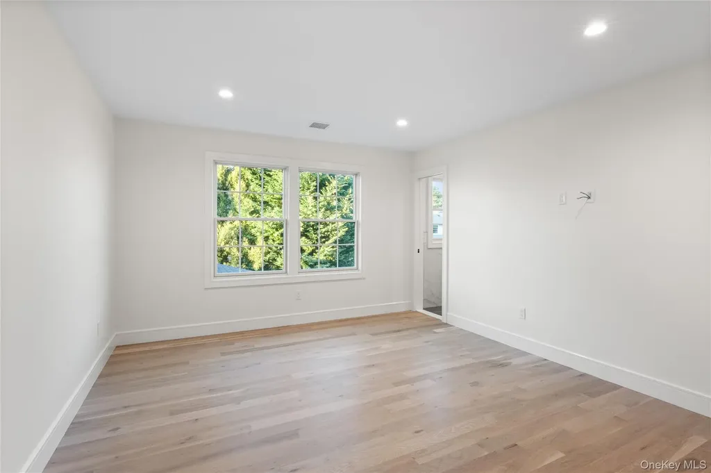 3637 John Street Wantagh NY 11793