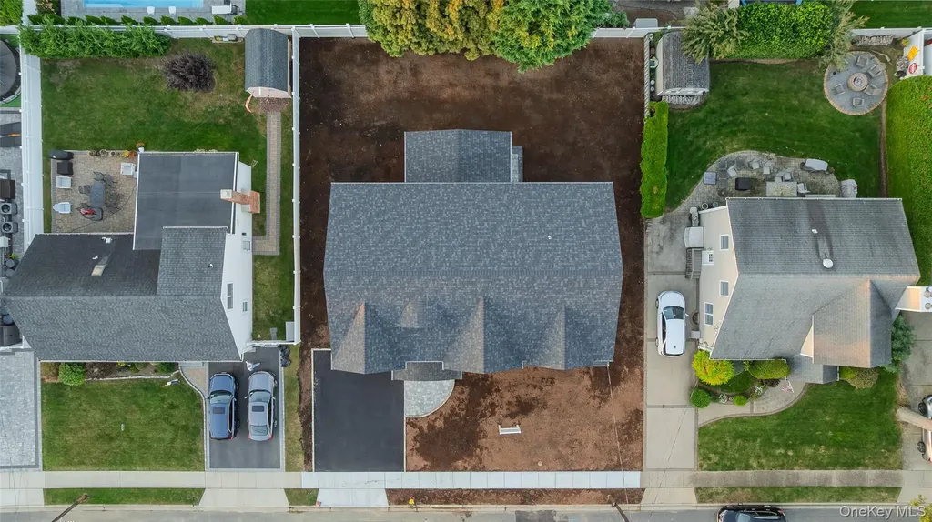 3637 John Street Wantagh NY 11793