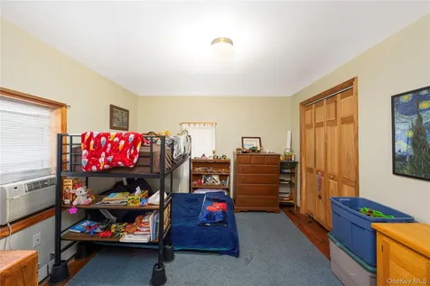191 White Schoolhouse Road Rhinebeck NY 12572
