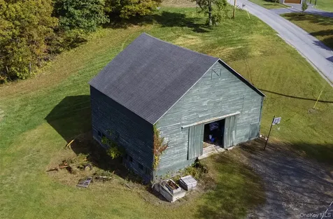191 White Schoolhouse Road Rhinebeck NY 12572