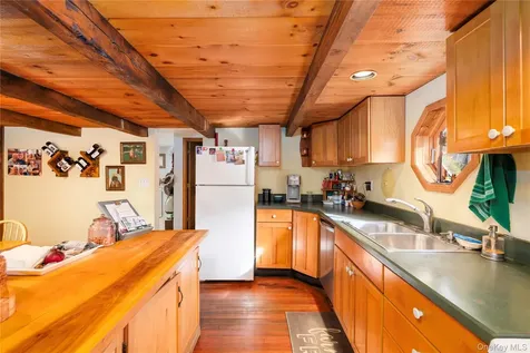 191 White Schoolhouse Road Rhinebeck NY 12572