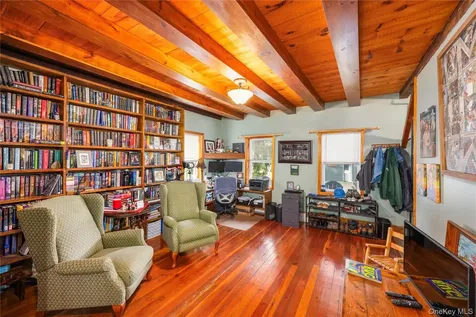 191 White Schoolhouse Road Rhinebeck NY 12572