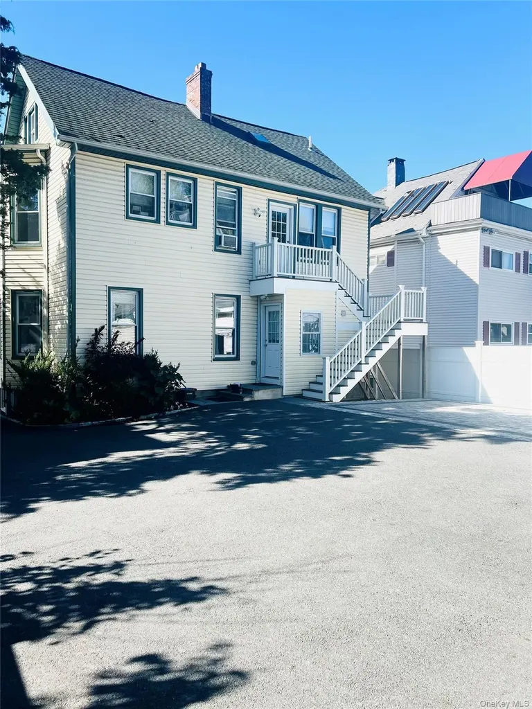 339 Washington Street Peekskill NY 10566
