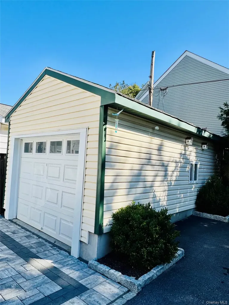339 Washington Street Peekskill NY 10566