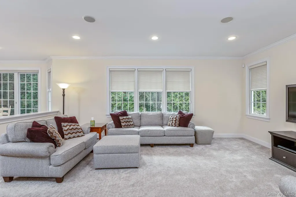 4 Martin Avenue Shoreham NY 11786