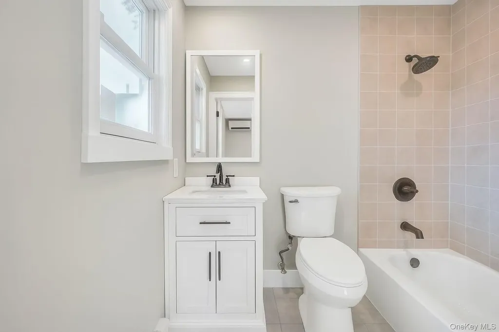 732 Woodside Drive Wantagh NY 11793
