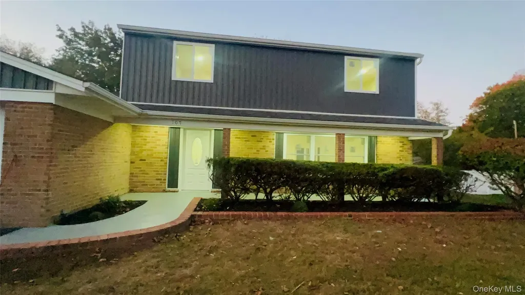 107 Sequoia Drive Coram NY 11727
