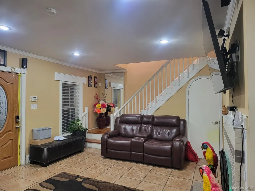 61 Wheeler Road Central Islip NY 11722