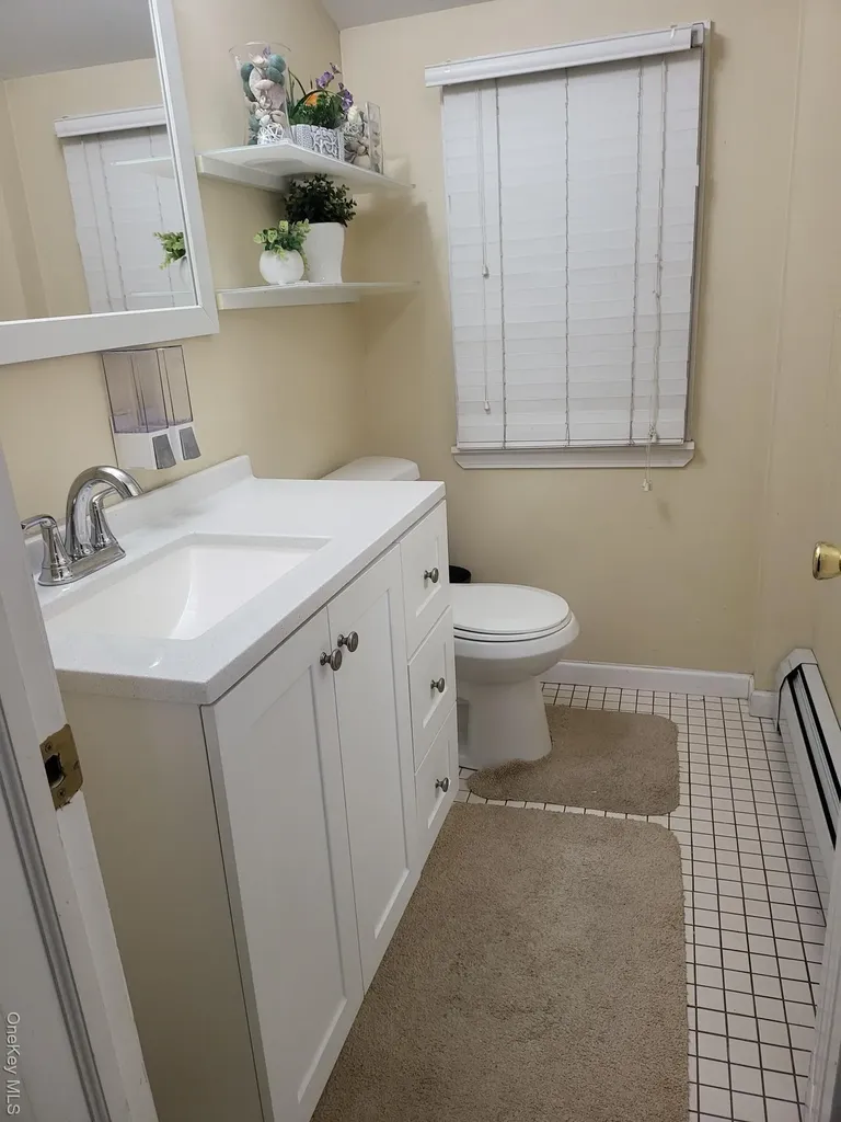 61 Wheeler Road Central Islip NY 11722