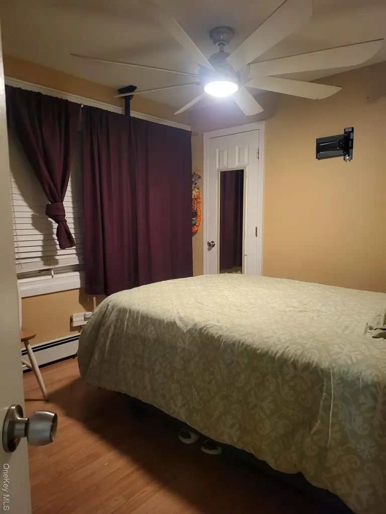 61 Wheeler Road Central Islip NY 11722