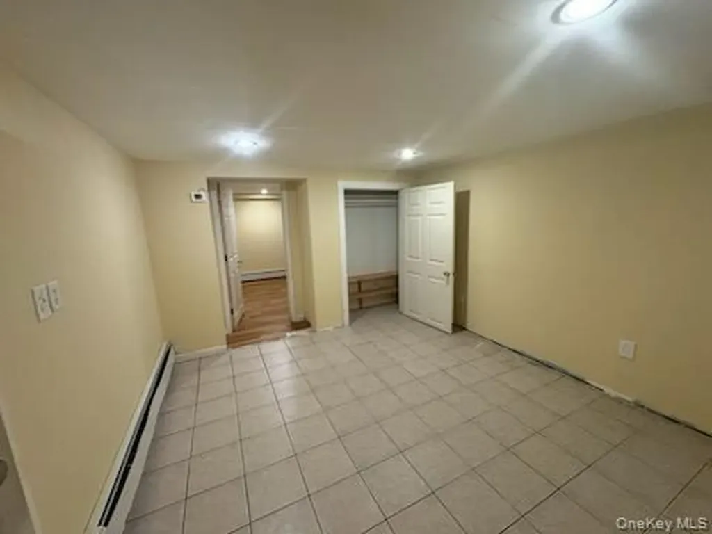 61 Wheeler Road Central Islip NY 11722
