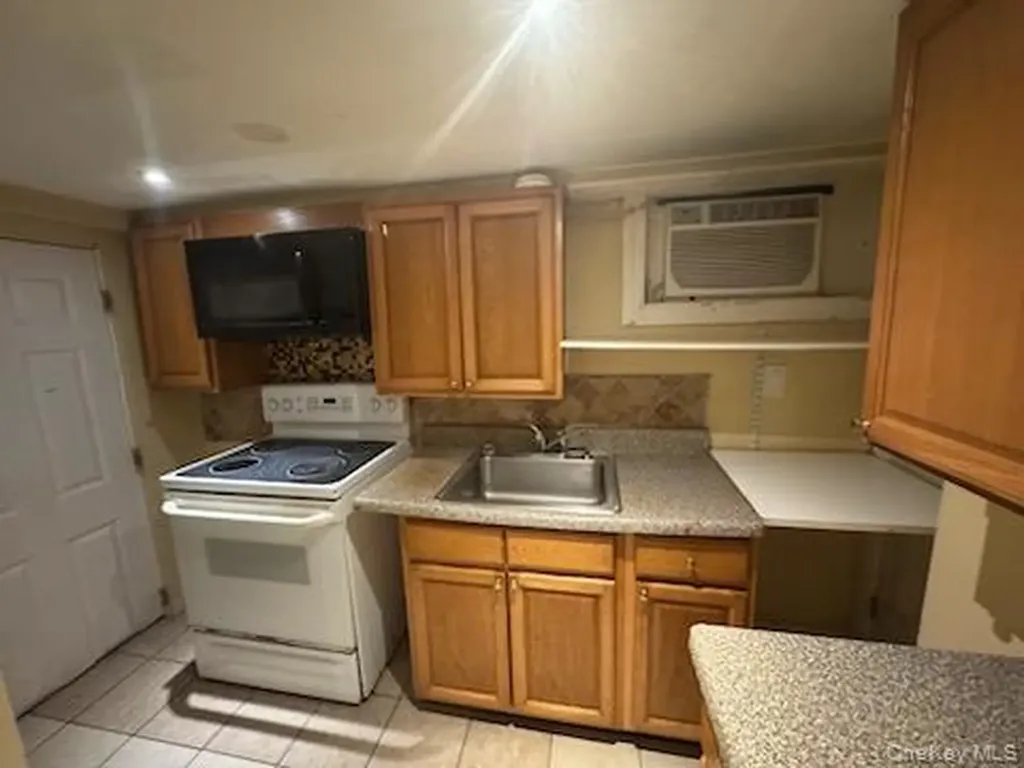 61 Wheeler Road Central Islip NY 11722