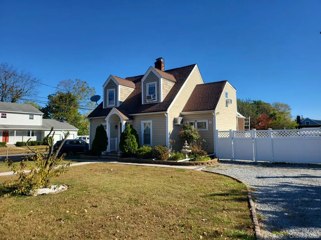 61 Wheeler Road Central Islip NY 11722