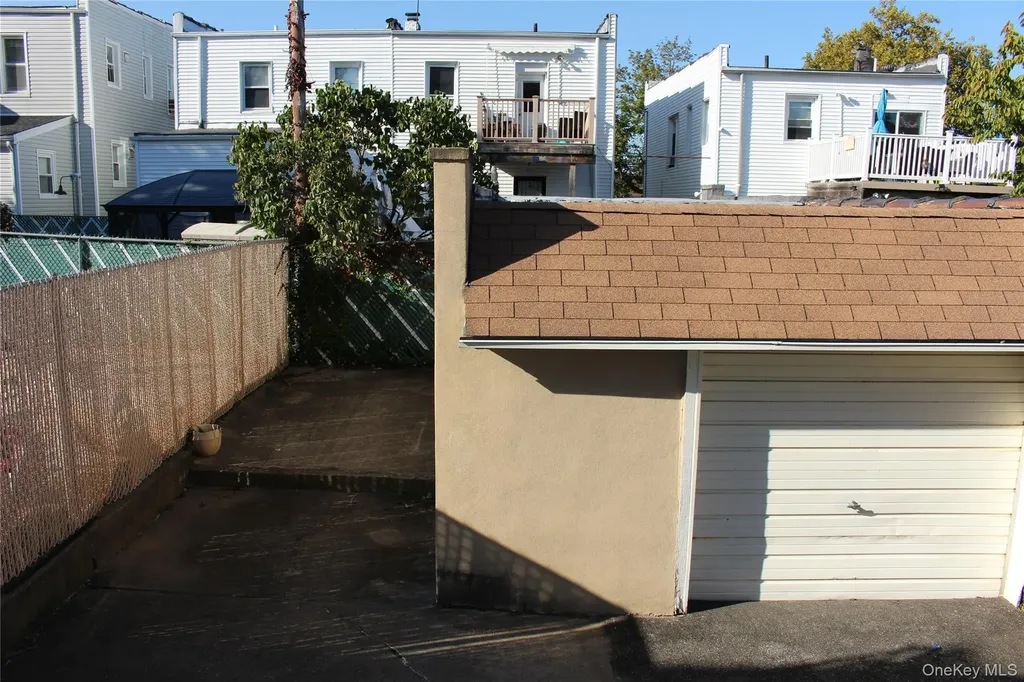 2973 Harding Avenue Bronx NY 10465