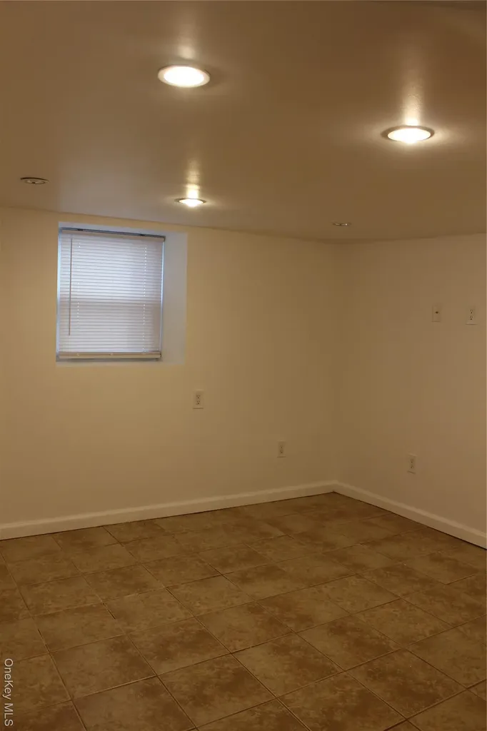 2973 Harding Avenue Bronx NY 10465