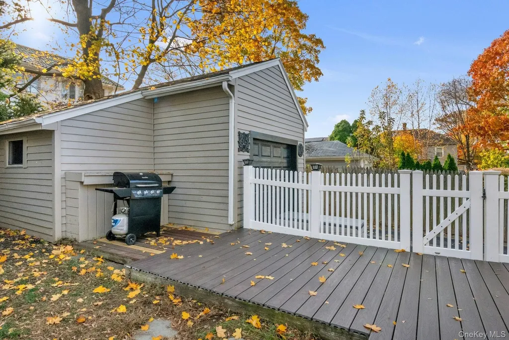 8 Eldridge Avenue Ossining NY 10562