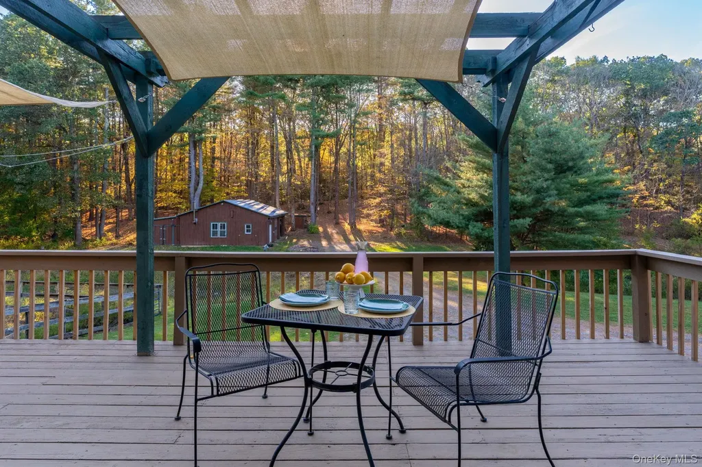 77 Merwin Lake Road Kinderhook NY 12106