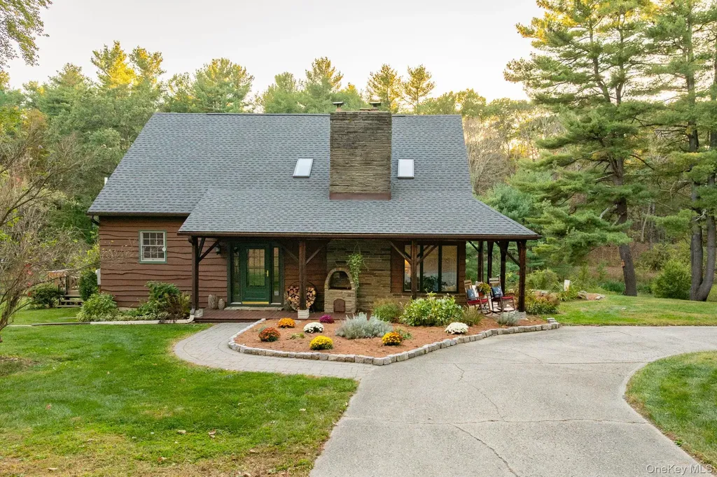 77 Merwin Lake Road Kinderhook NY 12106