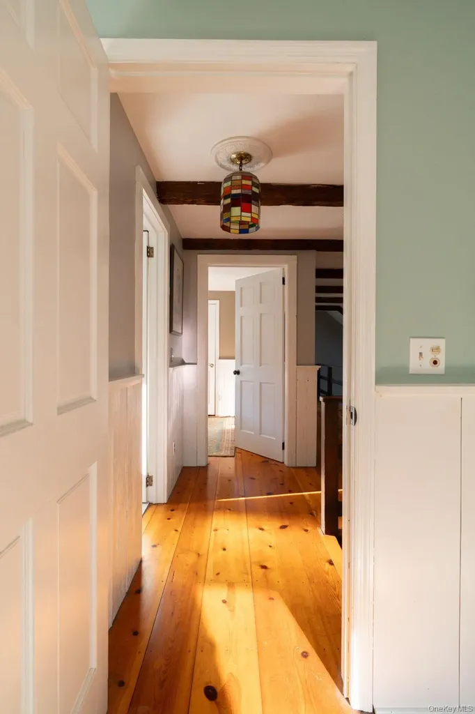 77 Merwin Lake Road Kinderhook NY 12106