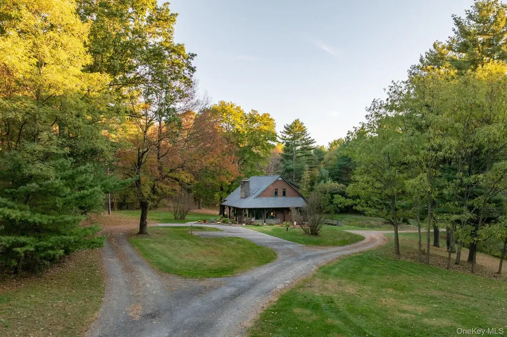 77 Merwin Lake Road Kinderhook NY 12106