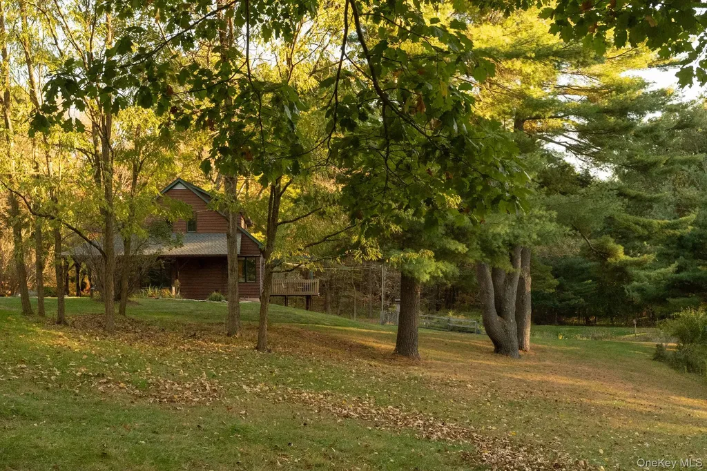 77 Merwin Lake Road Kinderhook NY 12106