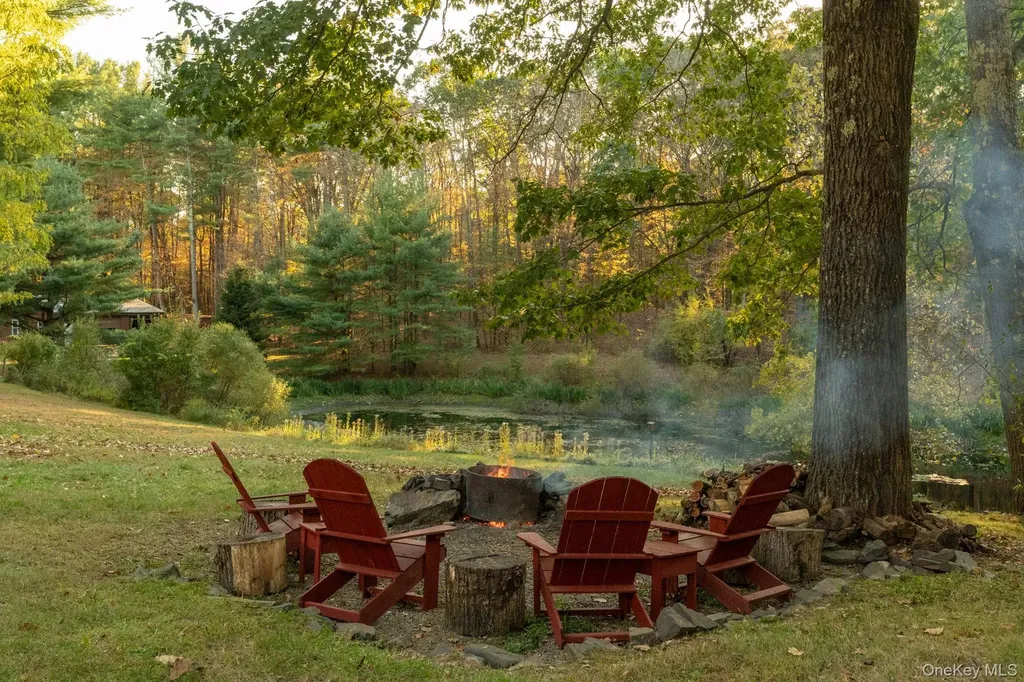 77 Merwin Lake Road Kinderhook NY 12106