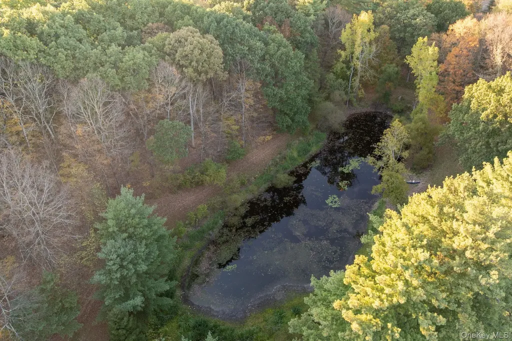 77 Merwin Lake Road Kinderhook NY 12106