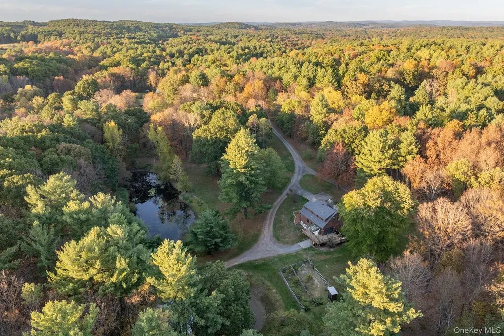 77 Merwin Lake Road Kinderhook NY 12106