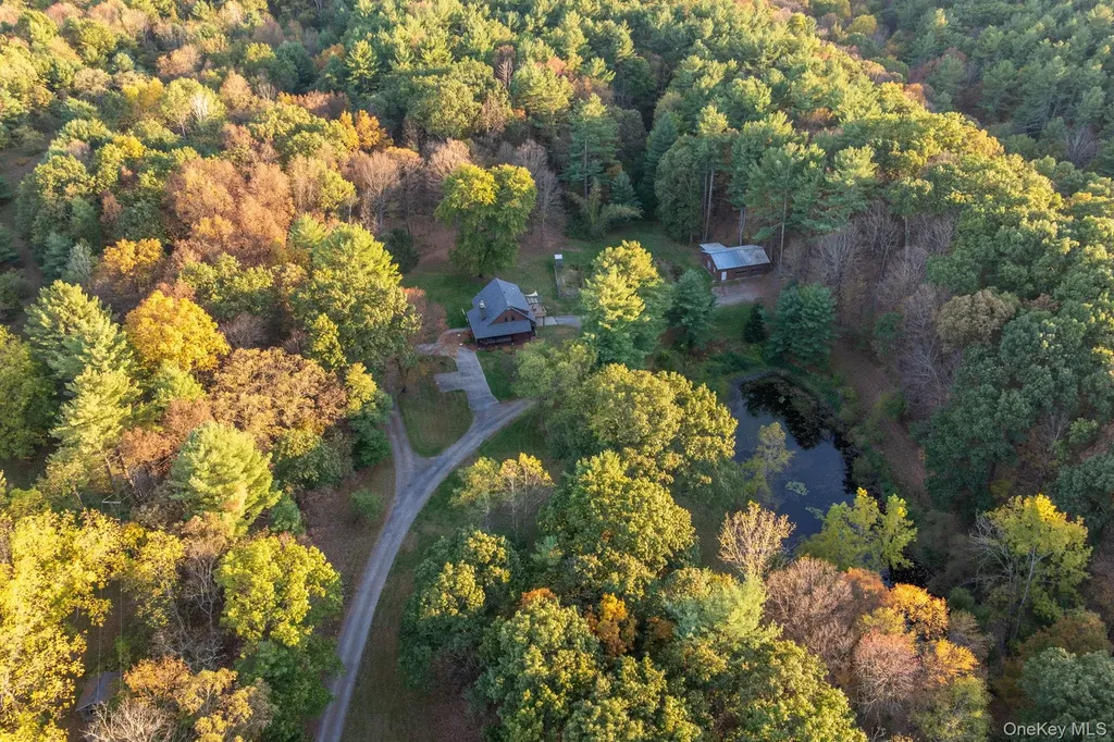 77 Merwin Lake Road Kinderhook NY 12106
