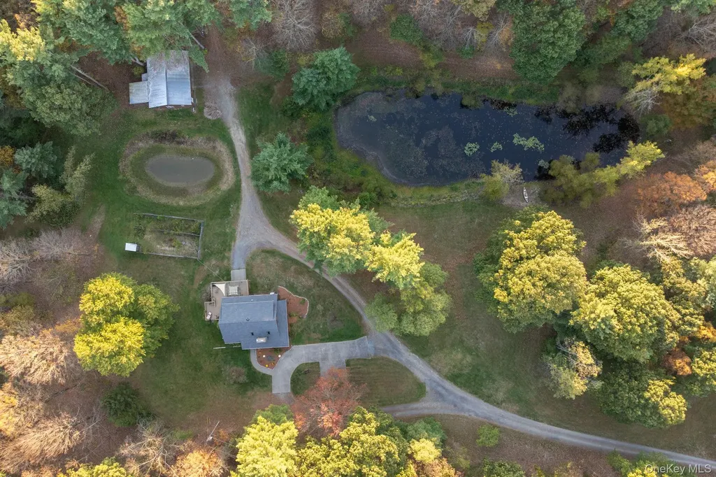 77 Merwin Lake Road Kinderhook NY 12106