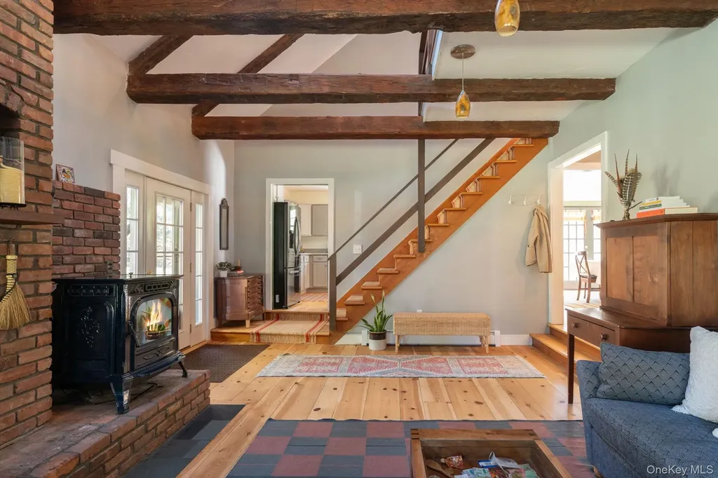 77 Merwin Lake Road Kinderhook NY 12106