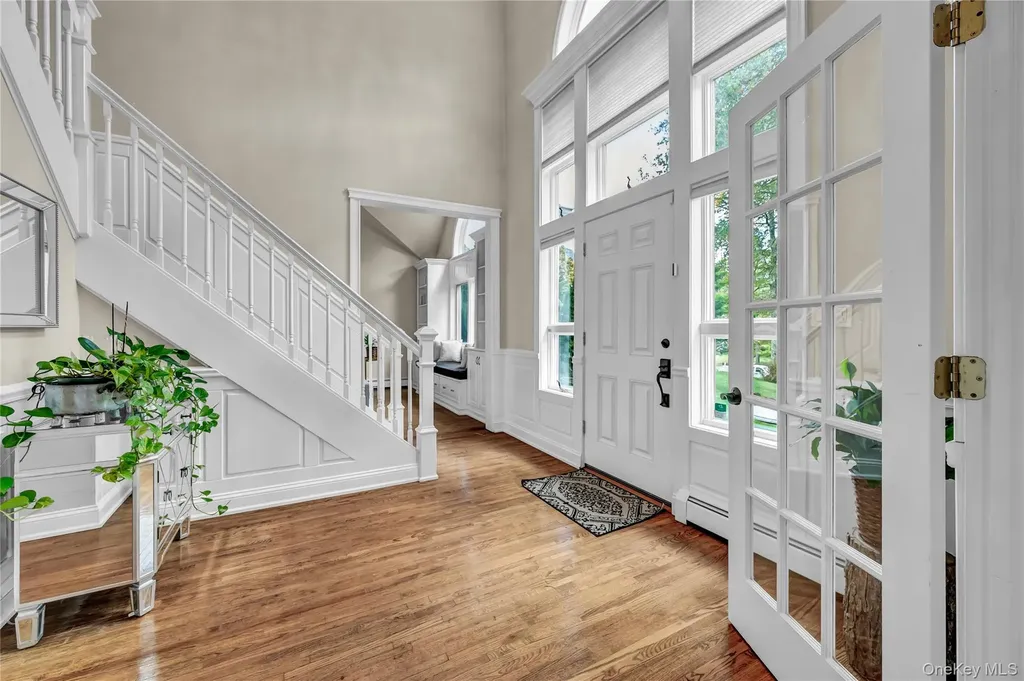 151 Oak Ridge Circle Mahopac NY 10541