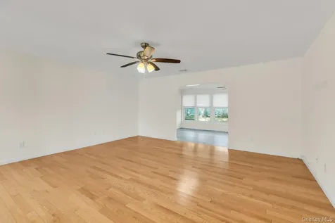 92 Barrett Avenue Bayport NY 11705