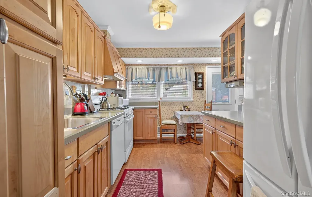 1 Marlowe Place Greenlawn NY 11740