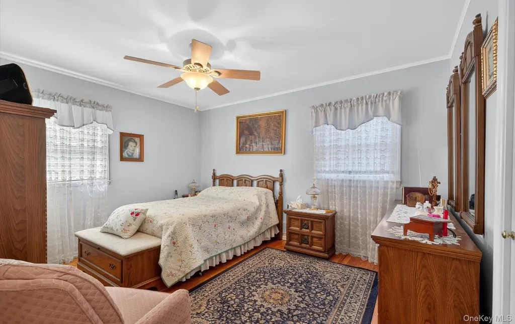 1 Marlowe Place Greenlawn NY 11740