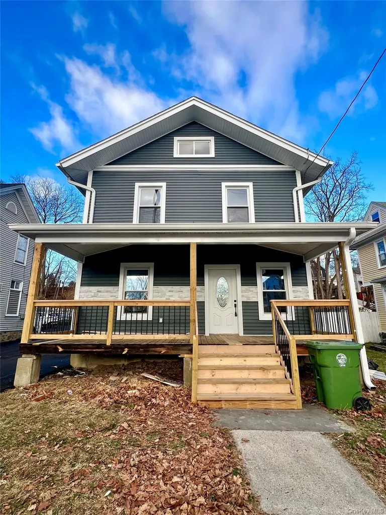 145 Academy Avenue Middletown NY 10940